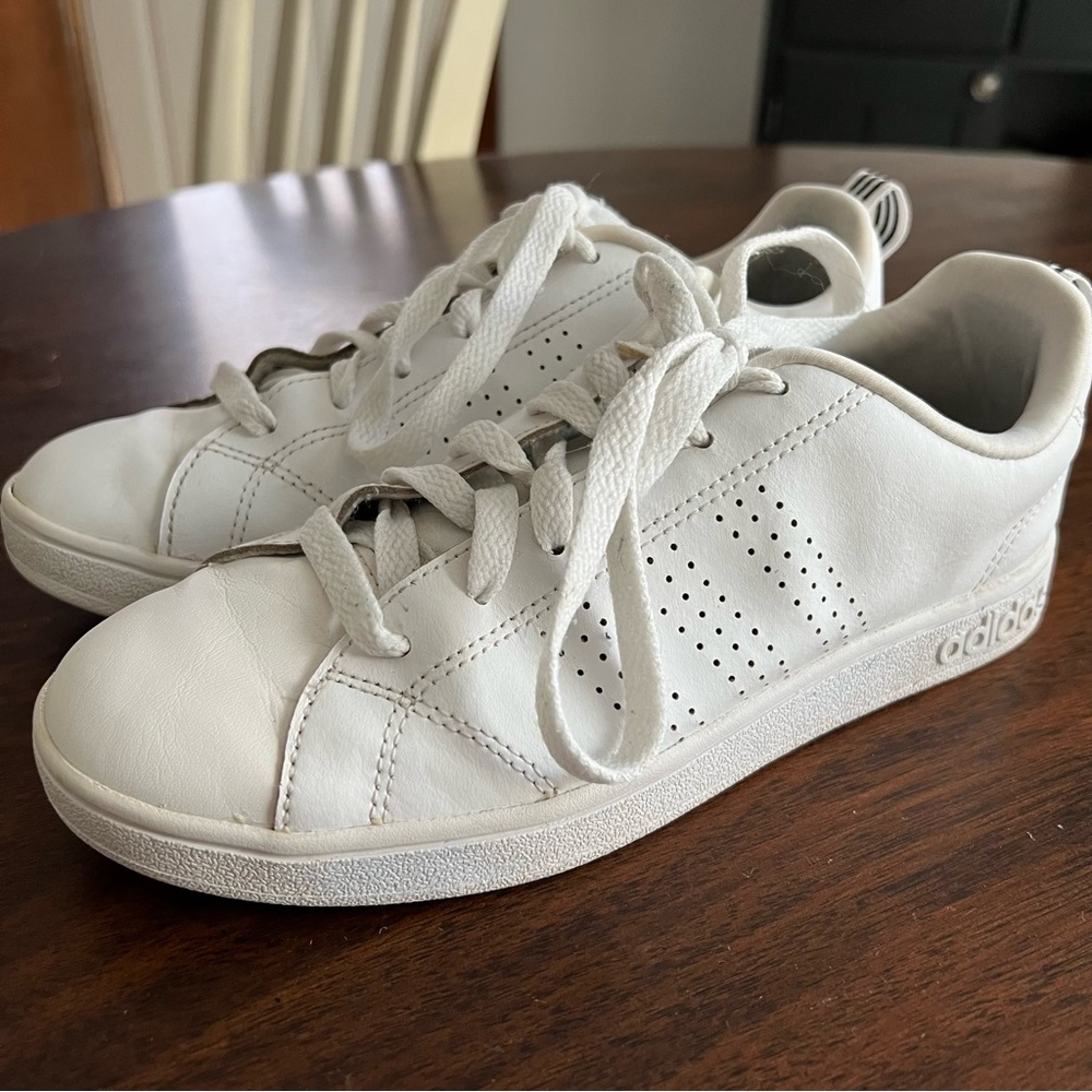 Adidas Women’s sneakers size 5.5